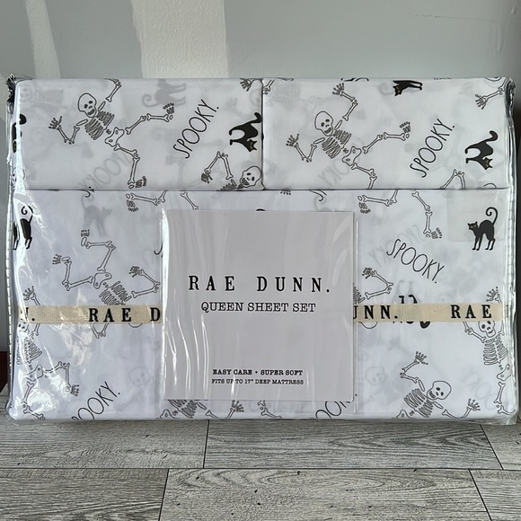 HTF Rae Dunn Halloween Spooky Dancing Skeletons Black Cat Queen Sheet Set - Picture 5 of 10